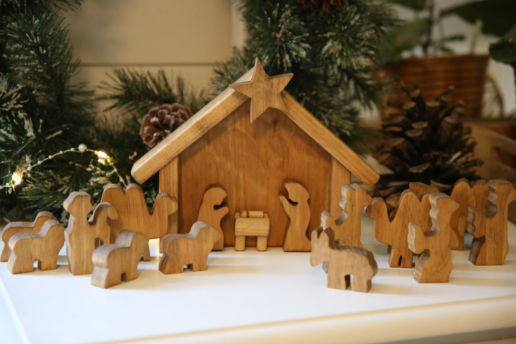 amishtoybox.live Wooden Nativity Manger Scene Set, 14 Pieces